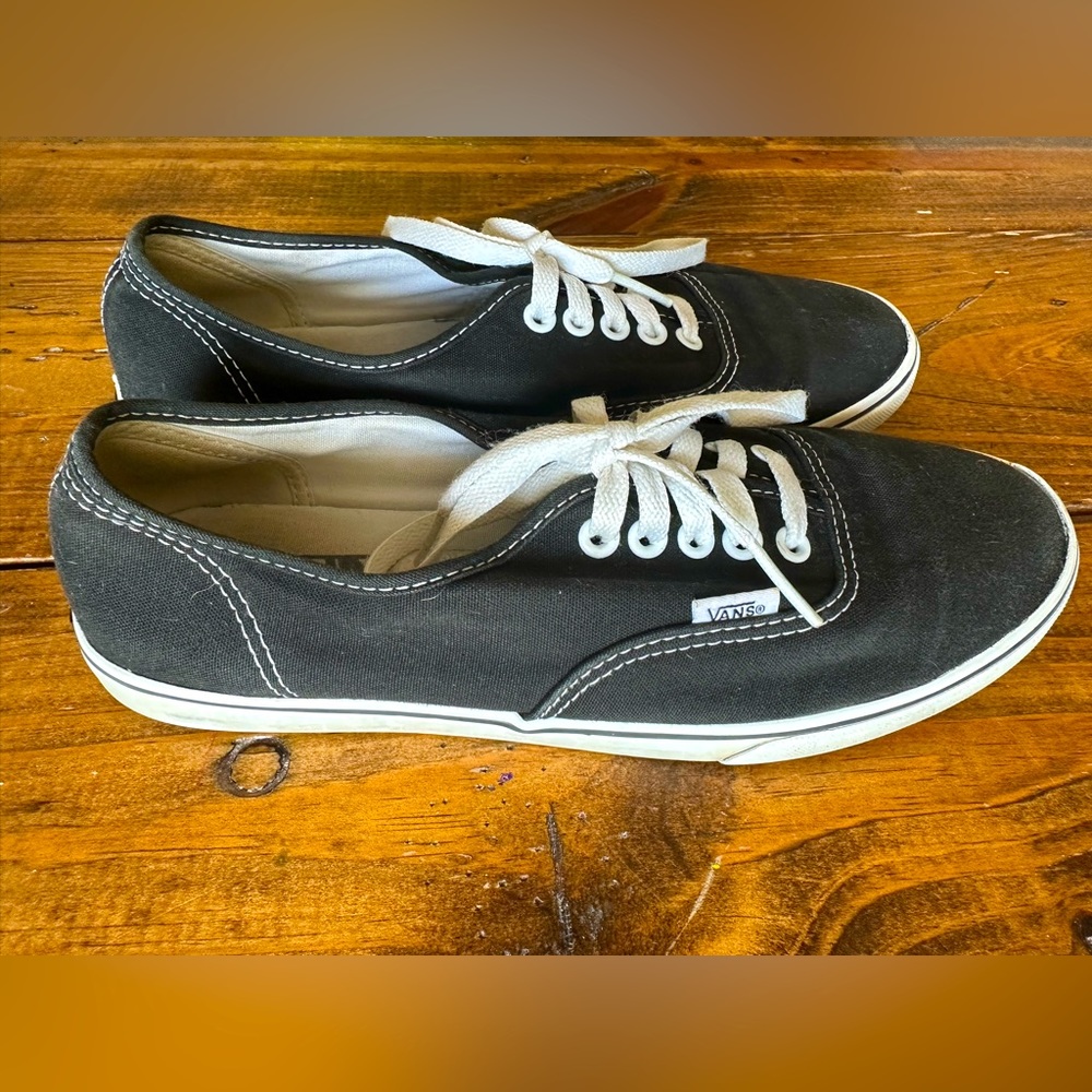 Black Vans